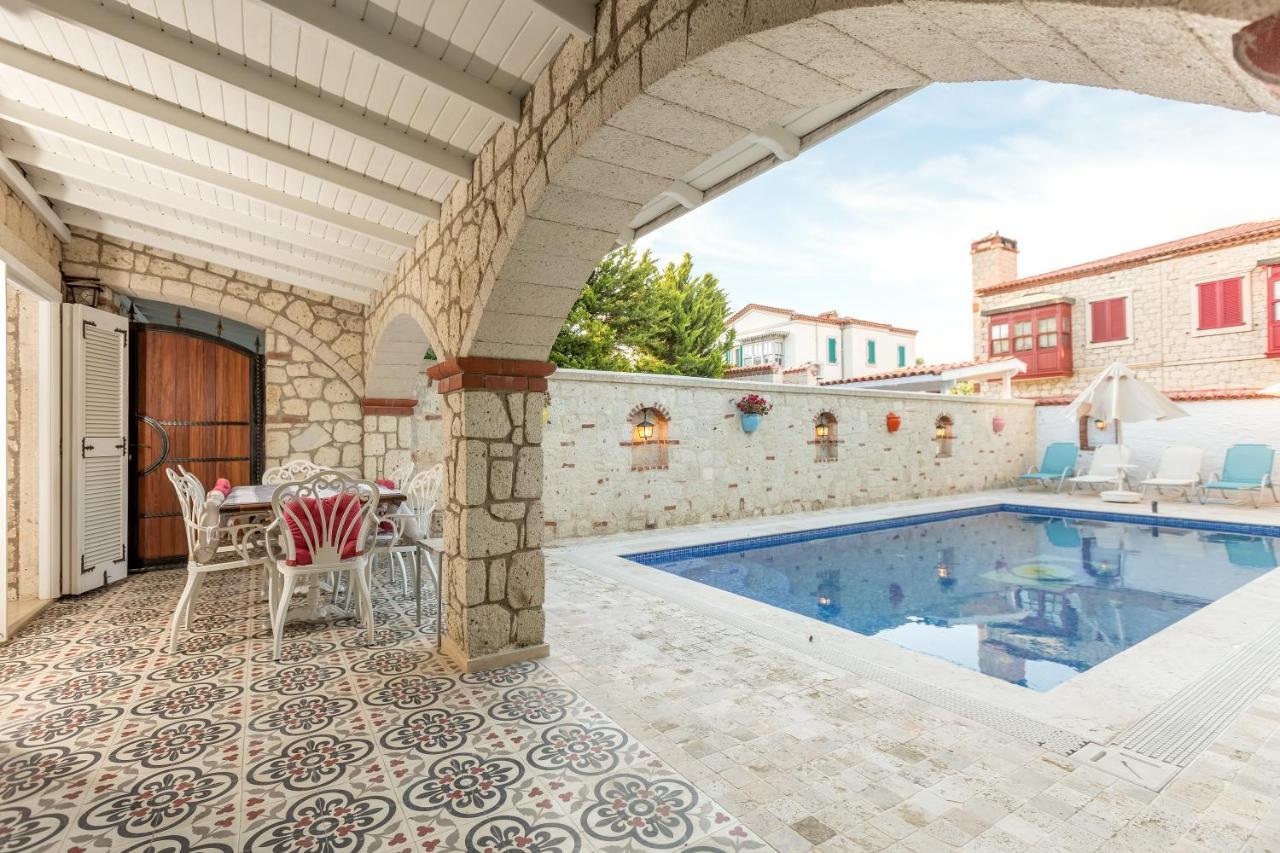 Alaroof Hotel Алачати Экстерьер фото